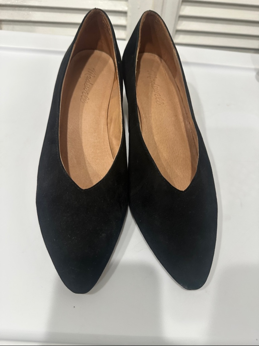 Madewell black suede 1.5” inch heels shoe size 9 classic minimalist office